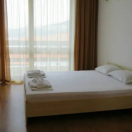 Apartment Апартаменти 